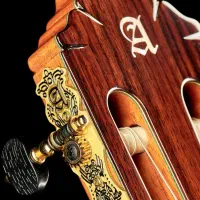 گیتار الحمبرا P11 باقاب ICONIC افسانهی اسپانیایی