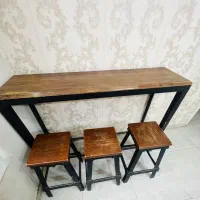 میز و صندلی در حد نو