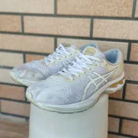 کتونی asics