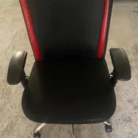 صندلی چرخ دار و روکش چرم