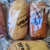 نان خوانساری و کیک صبحانه