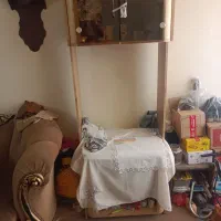 یک عدد میز تلویزیون درحدنوسالم فروشی