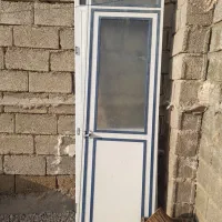 دو عدد در حمام و دستشویی