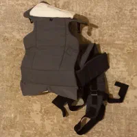 آغوشی نوزاد