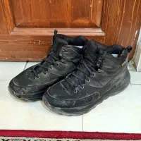 کفش هوکا