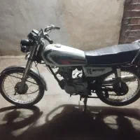 125