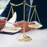 وکیل پایه یک دادگستری و مشاور تخصصی حقوقی