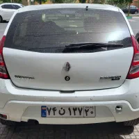 رنو ساندرو