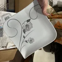 چینی طوس ۱۸ نفره درحد نو