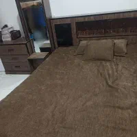تخت دونفره بامیزآرایش