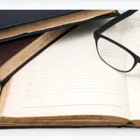 آموزش نویسندگی همراه با چاپ اثر