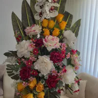 گل و گلدان