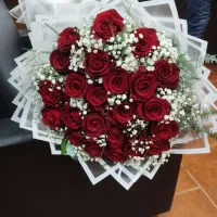 انواع دسته گل رز و باکس گل مناسبتی