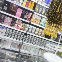 دنبال کار هستم در مغازه باش