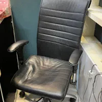 صندلی اداری چرخ دار درجه یک