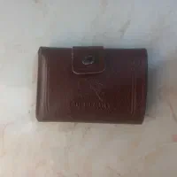 یک عدد کیف پول گم شده