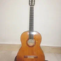 گیتار یاماها c40