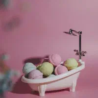 پدیکور تخصصی سالن زیبایی اتی ماه