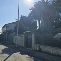 ۷۰۰ متر زمین با جواز