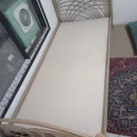 تخت خواب تکنفره فلزی