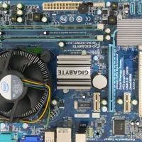 باندل بورد گیگابایت  hdd 500 ram4 ddr3  core 2 duo