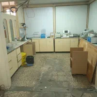 صندلی و کابینت و بخاری ابسال بدون دودکش در حد