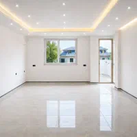 سوئیت نوساز ۱۰۰ متری با حیاط خلوت بزرگ