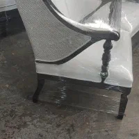 شاگرد ساده ونیمه ماهر رویه کوبی مبلمان استیل