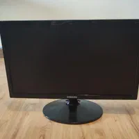 فروش انواع مانیتور 17اینچ و19