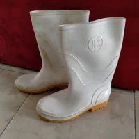 چکمه باعبانی