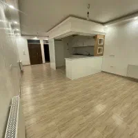 ساختمان ویلایی سه طبقه خیابان حافظ(فروش فوری)