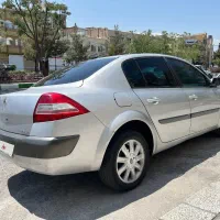 رنو مگان ۸۹ اتومات ۲۰۰۰cc