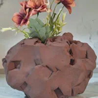 گلدان با سنگ طبیعی