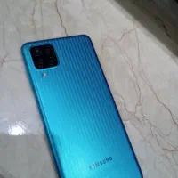 موبایل M12 در حد نو