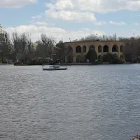 فروش قطعه ۳۳۲متری دو کله در ولیعصر جنوبی/باختر
