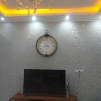 نصاب کاغذ دیواری