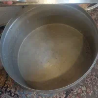 دیگه بزورگ بفروش میرسند