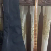 یک عدد سه تار همراه با کاور