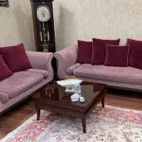 مبل راحتی بدون ایراد همراه با میز بدون رنگ پریدگی