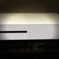 Xbox One S 1TB سالم و کم‌کار