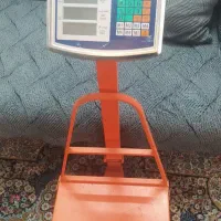 ترازوی تا وزن 200 کیلو