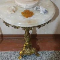 میز سنگی با پایه برنج