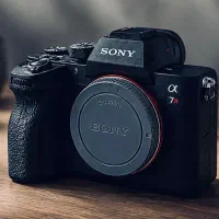 دوربین  4 Sony Alpha 7R