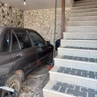 آپارتمانی-طبقه-اول-بهمراه-پارکینگ