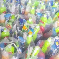 چند پک شوینده برای بچهای بیسرپرست