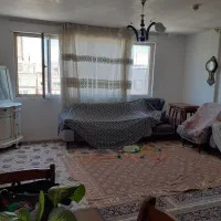 واحد۸۰متری حاشیه پیشنمازی