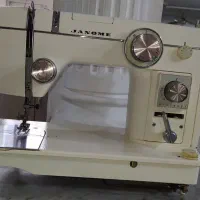 چرخ خیاطی ژانومه