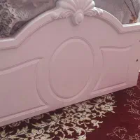 ۲تخت نوجوان بسیار کم کار