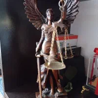 مجسمه دکوری عدالت