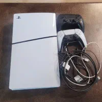 فروش PS5 Slim Digital 1TB دو دسته در حد نو